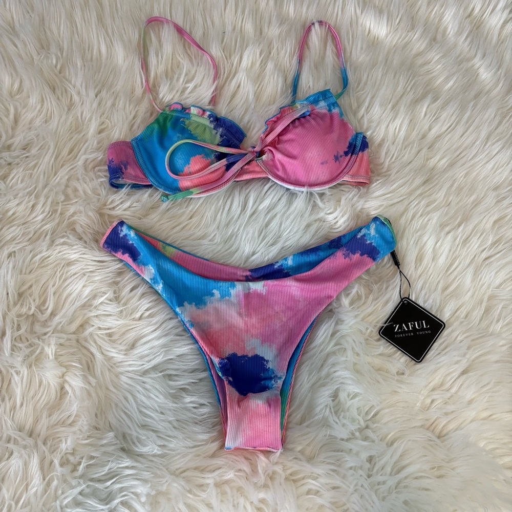 NWT Zaful Tie-Dye Bikini Set